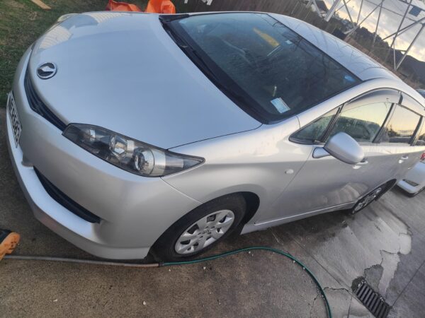 2011 TOYOTA WISH