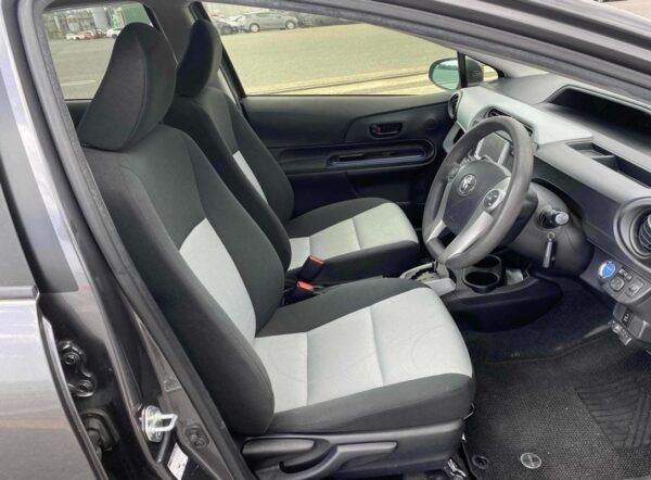 Toyota Aqua - Image 4