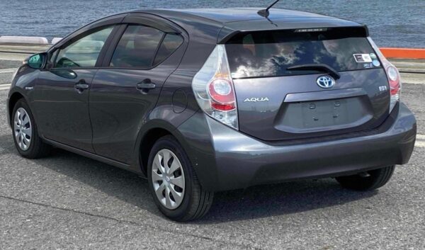 Toyota Aqua - Image 3